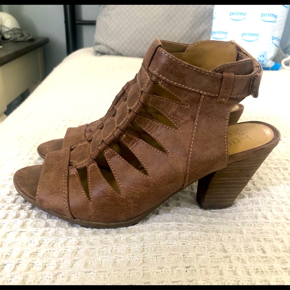 Naturalizer Tan Shoes